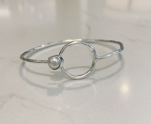 Bangle bracelet with semi precious stones