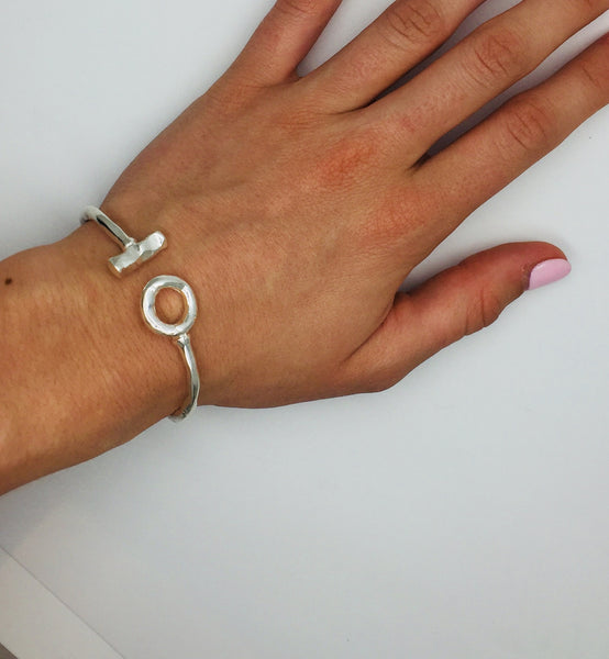 Silver/gold  T bracelet