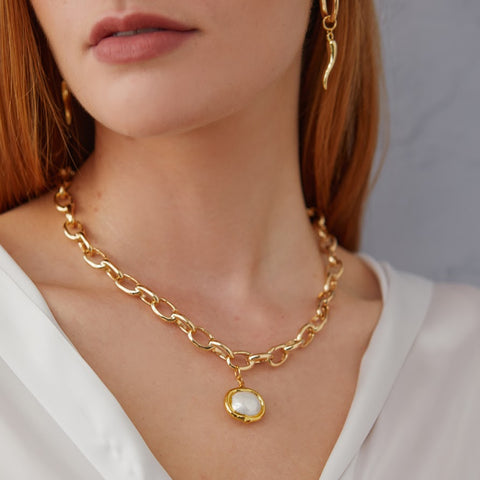 Elise chain necklace
